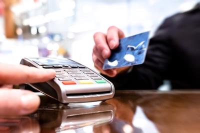 Bật mí cách rút tiền từ thẻ tín dụng không mất phí