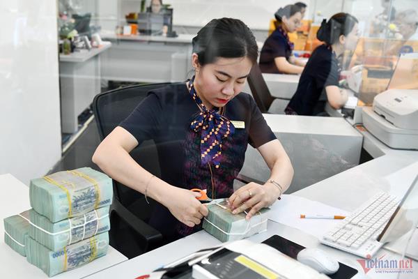 Gửi tiết kiệm Vietcombank 500 triệu đồng, nhận bao nhiêu tiền lãi sau 1 năm?